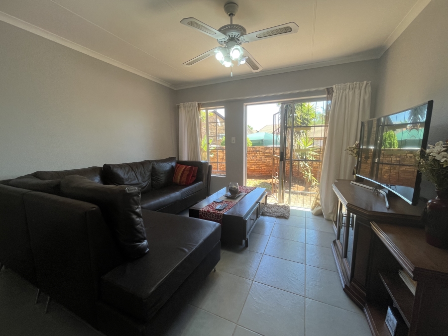3 Bedroom Property for Sale in Safari Gardens North West